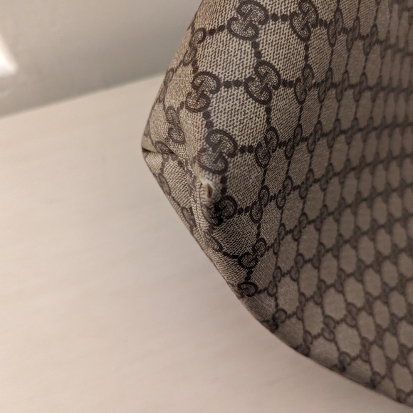 Vintage Gucci Tote - Picture 9 of 16